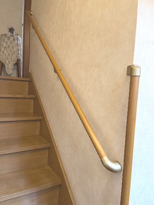 階段内側壁手すり(取付例03上)