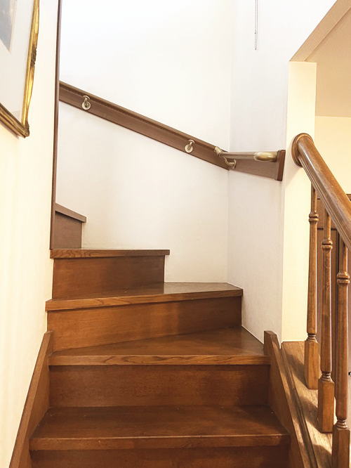 補強板110使用の階段手すり(取付例05下)