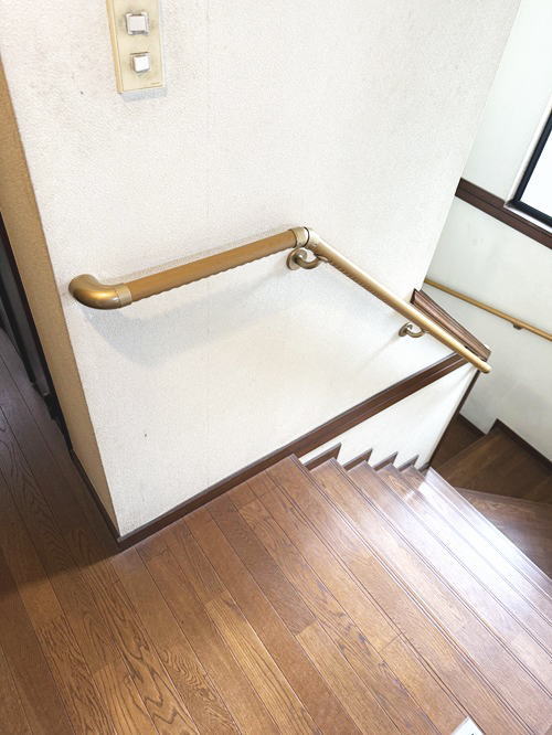 階段内側手すり(取付例08)