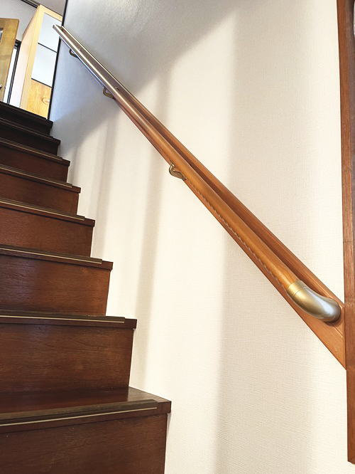 直線階段手すり補強板80使用(取付例12)