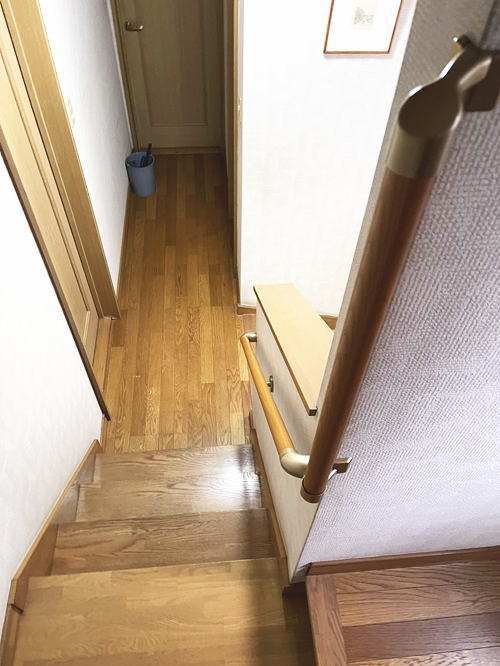 出隅・斜め階段手すり(取付例18)